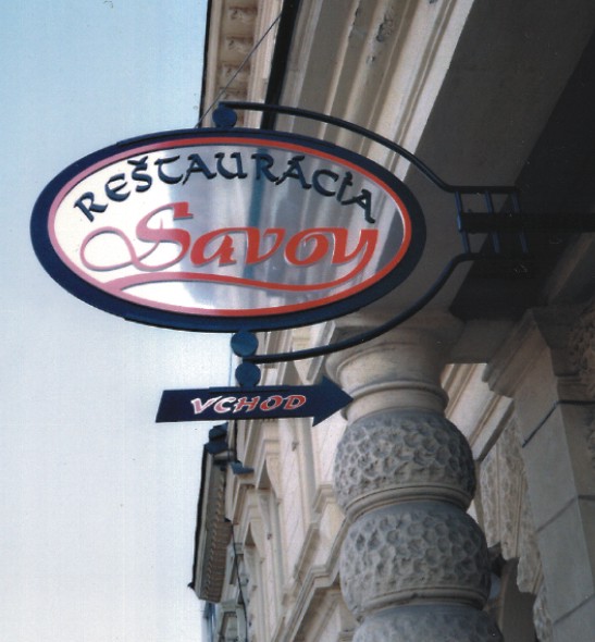 Výstrčka - Savoy, na Hlavnej ul. v Prešove